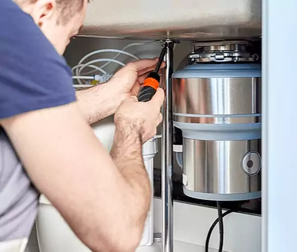 Expert Plumber for Garbage Disposal Replacement in Indianapolis city, IN